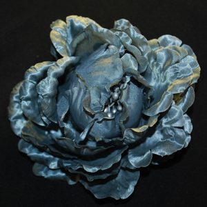 Růže 04 stříbrno-šedá kulatá 10cm